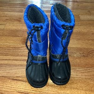 STRIDE RTIE SNOW BOOTS